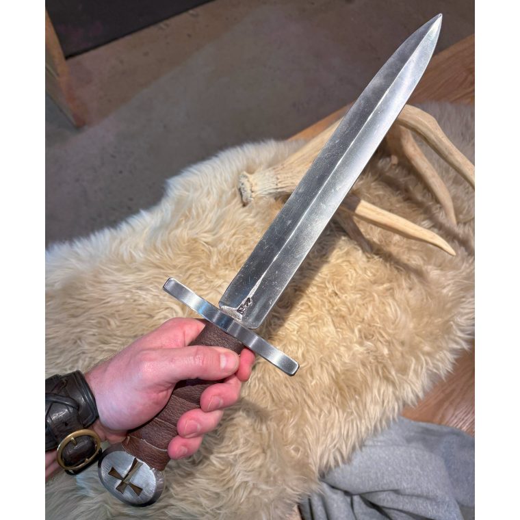 knights templar dagger